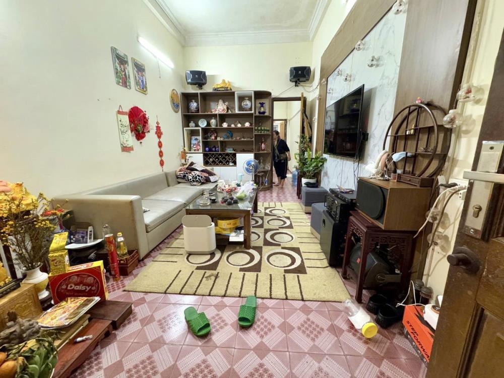Bán nhà phố Thái Hà 59m2, 4 Tầng, Ô Chờ Thang Máy, Giá 13.5 Tỷ - Quận Đống Đa