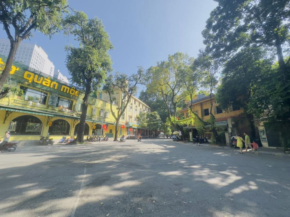 Bán Đất Tặng Nhà 120m² 4 Tầng, Vị Trí Vàng Tăng Bạt Hổ, Hai Bà Trưng