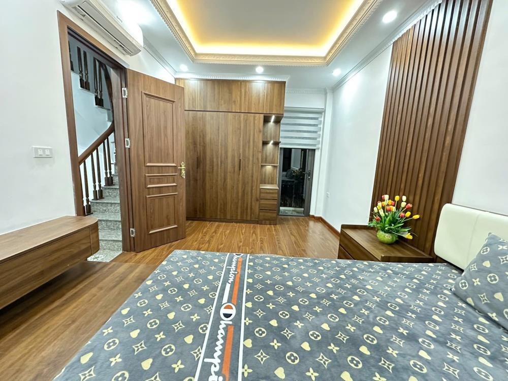 Nhà Cầu Giấy 6 Tầng, Full Nội Thất, 8.5 Tỷ