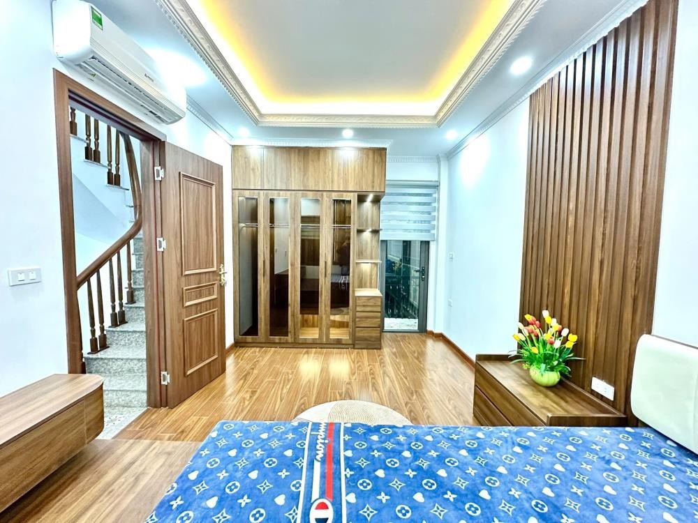 Nhà Cầu Giấy 6 Tầng, Full Nội Thất, 8.5 Tỷ