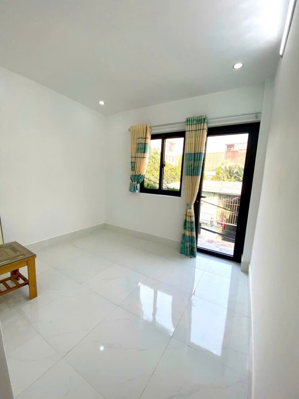 Bán Nhà Quận 12 - 3.49 Tỷ - 3PN - SHR - Hẻm Xe Hơi 6m