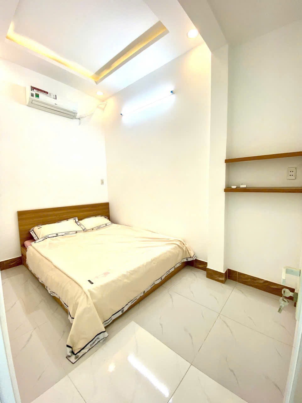 Bán Nhà Quận 12 - 3.49 Tỷ - 3PN - SHR - Hẻm Xe Hơi 6m