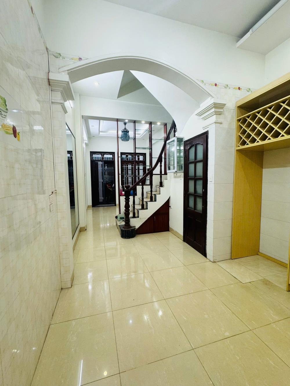 Nhà riêng, sân riêng, để xe, thoáng đãng 42m2 * 4 tầng - 11 tỷ - Nhân Hoà