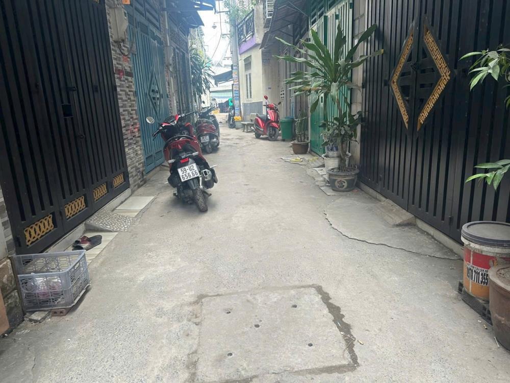 Bán nhà Quận 12 gần Galaxy Nguyễn Văn Quá - 2.6 tỷ - Hẻm 4m