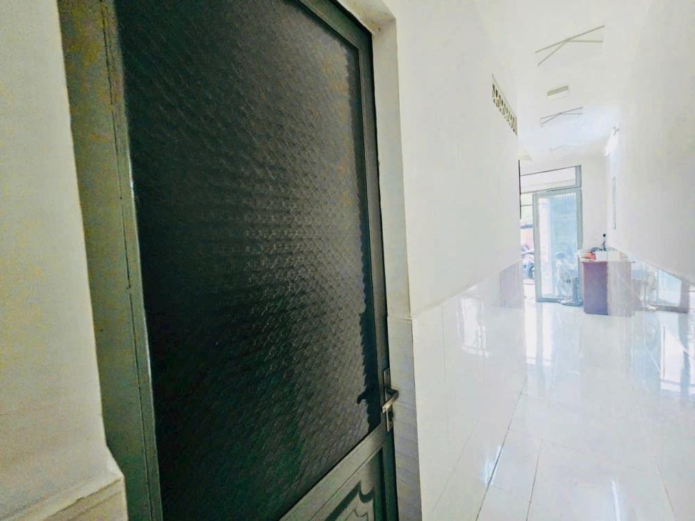 Bán nhà đường Nguyễn Thị Căn, Quận 12: 35m2, 2PN, SHR, Giá 3.3 tỷ