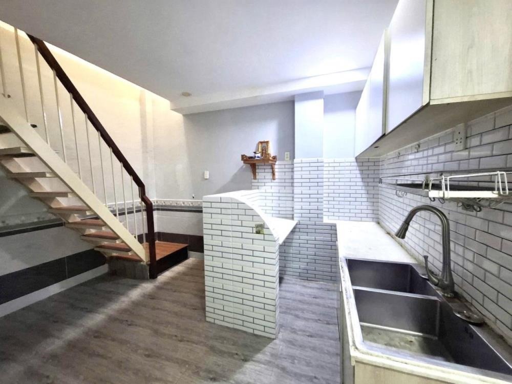 Nhà 2 Tầng, Đường Số 51 GV, 43m2, Giá 4.2 Tỷ - Vị Trí Đắc Địa