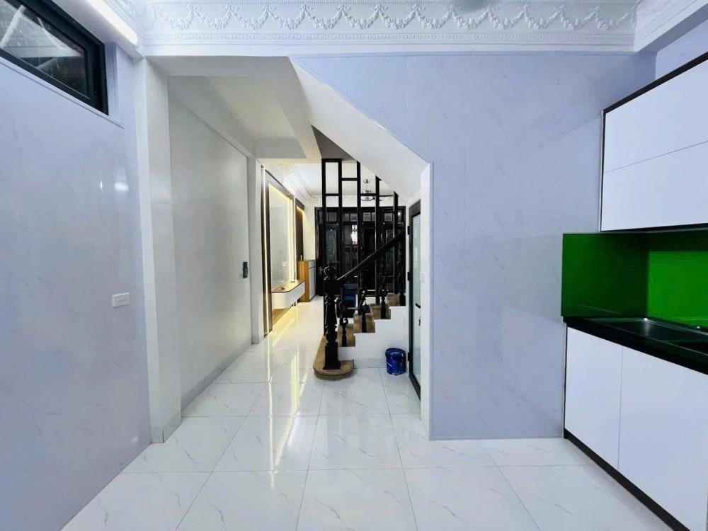 Bán nhà Ngã Tư Sở - 8.6 tỷ - Tặng Nội Thất - Ở Ngay