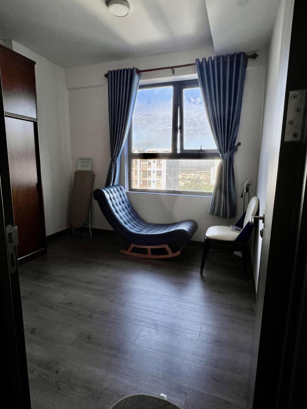 Bán Căn Góc Boulevard Q7 - 2PN - 70m2 - Full Nội Thất - Giá 2.85 Tỷ