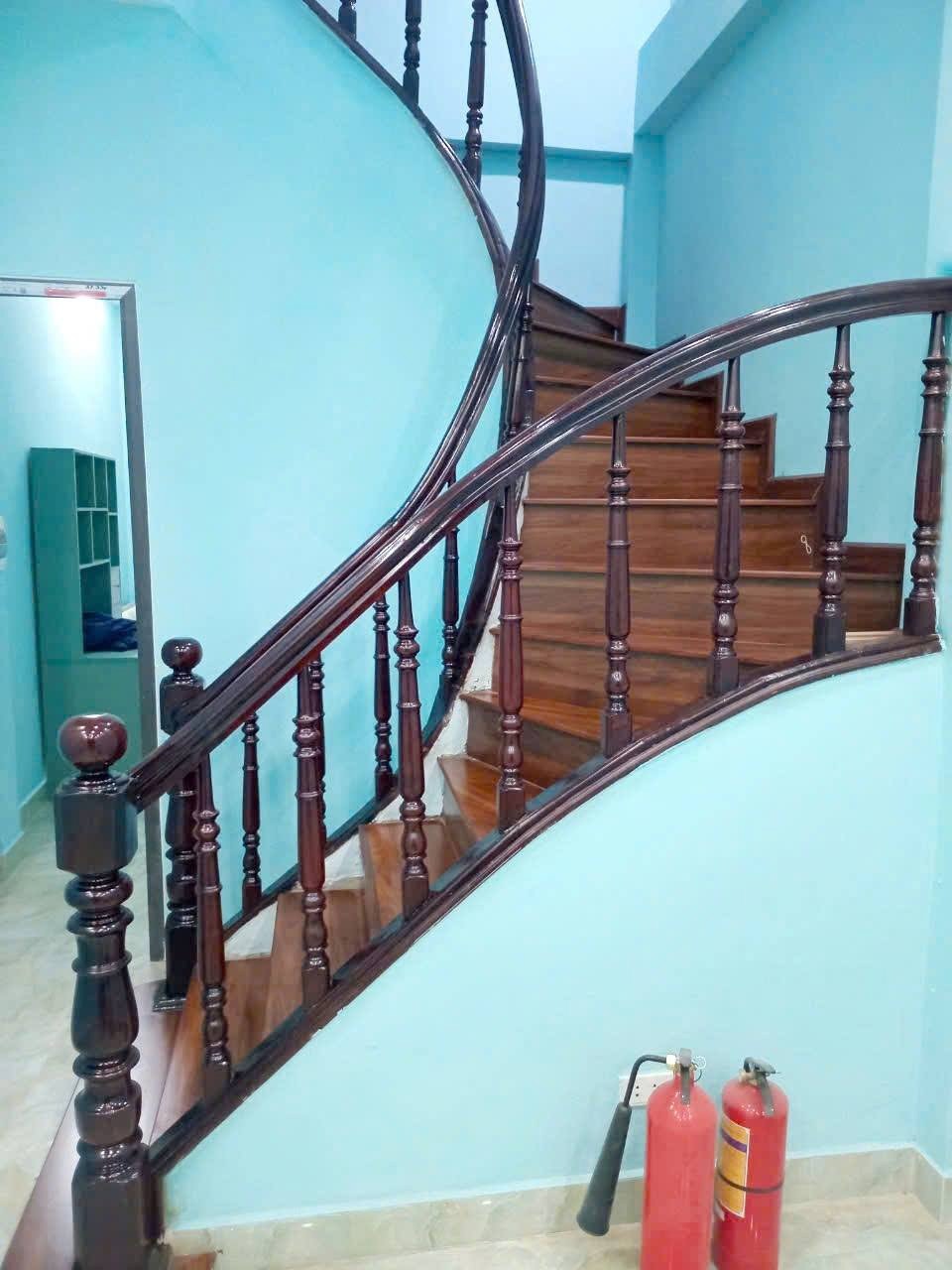 Bán nhà phố Khương Đình: 38m2, 5 tầng, dòng tiền 500tr/năm - Chỉ 7.4 tỷ