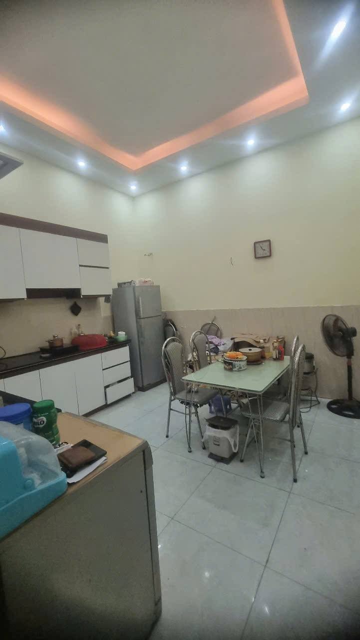 Bán Nhà Phố Khương Đình 59m2 5 Tầng, Giá Chỉ 8 Tỷ - Vị Trí Đẹp, Tiện Ích Vui Lợi