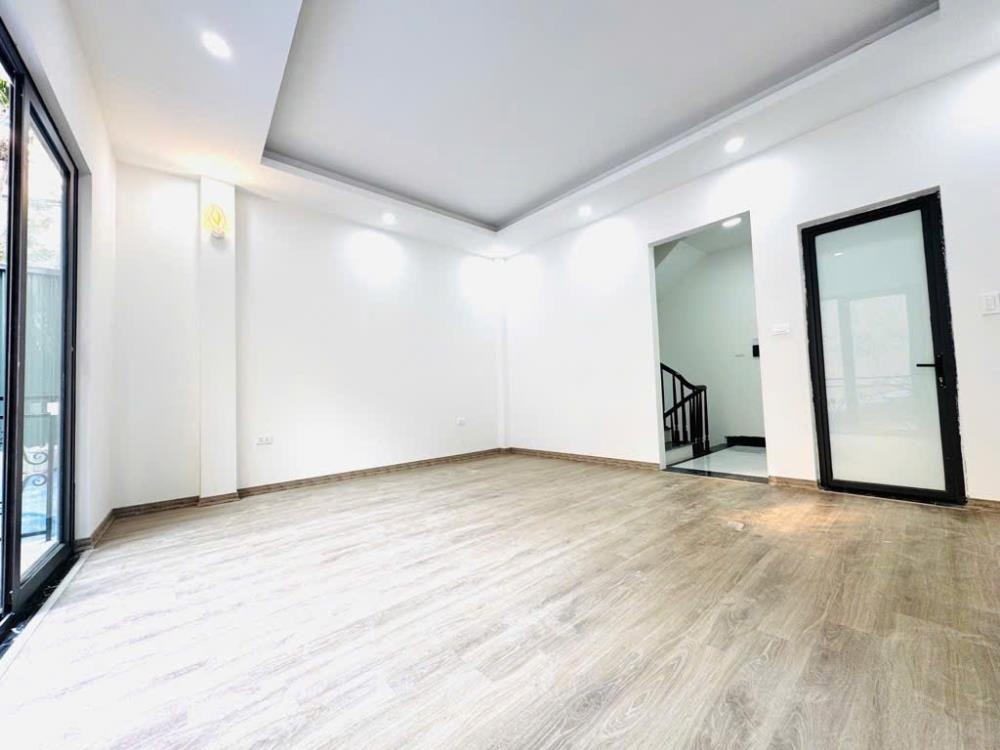 Nhà phố Trương Định 6 Tầng - Giá 7.68 Tỷ - Sổ Đỏ Chính Chủ