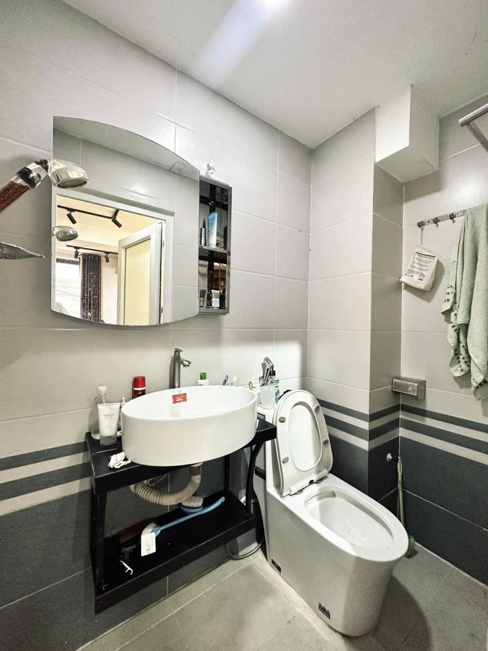Nhà Đẹp 5 Tầng, Vị Trí Đắc Địa Điện Biên Phủ - Giá 7.8 Tỷ
