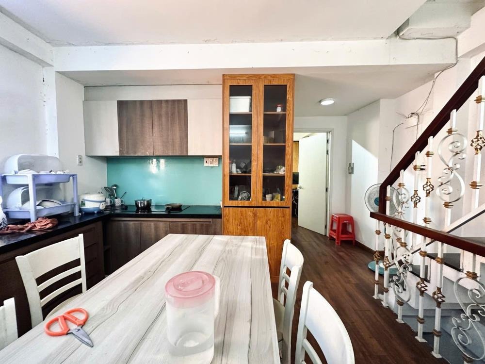 Nhà Đẹp 5 Tầng, Vị Trí Đắc Địa Điện Biên Phủ - Giá 7.8 Tỷ
