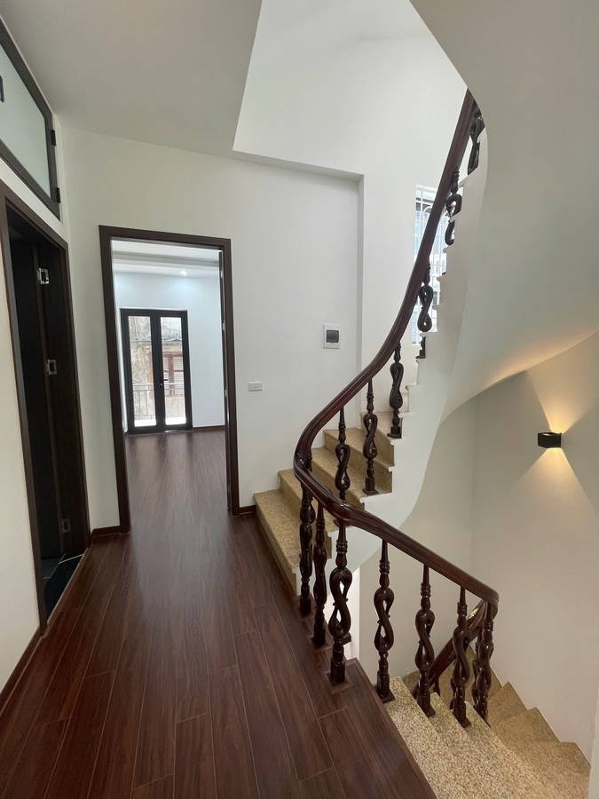 Bán Nhà Phố Bùi Xương Trạch 65m2, 4 Tầng, Mặt Tiền 7.7m, Ô Tô Đỗ Cửa - 12.8 Tỷ