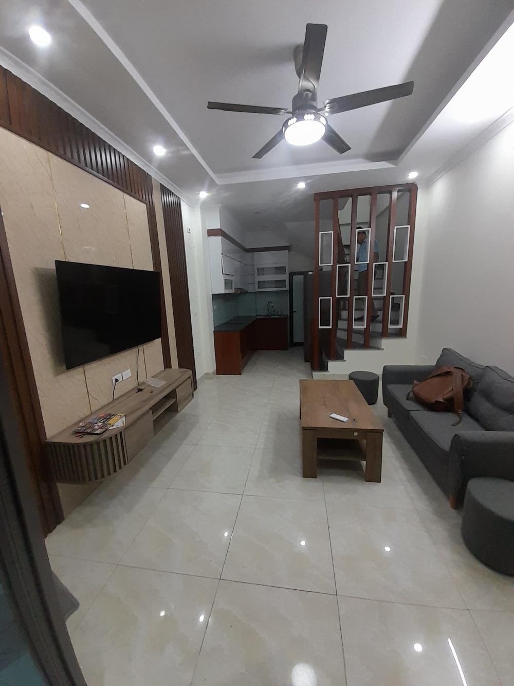 Nhà Mới 5 Tầng, Vị Trí Đẹp Tại Ỷ La, Hà Đông - Giá 5.3 Tỷ