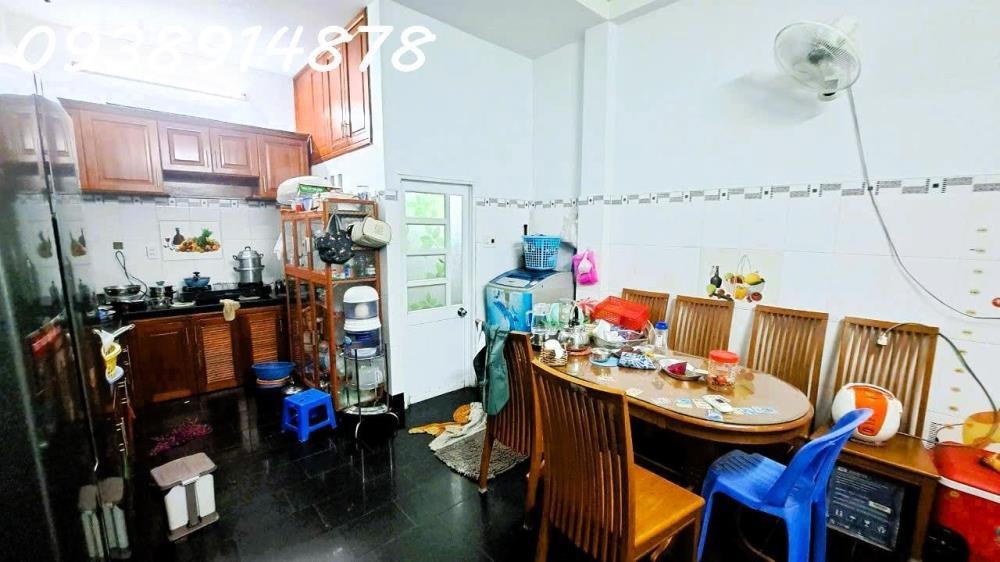 Bán nhà 1 trệt 1 lầu 4 phòng ngủ 174m2, hẻm xe hơi, Thủ Đức - Giá 7.8 tỷ