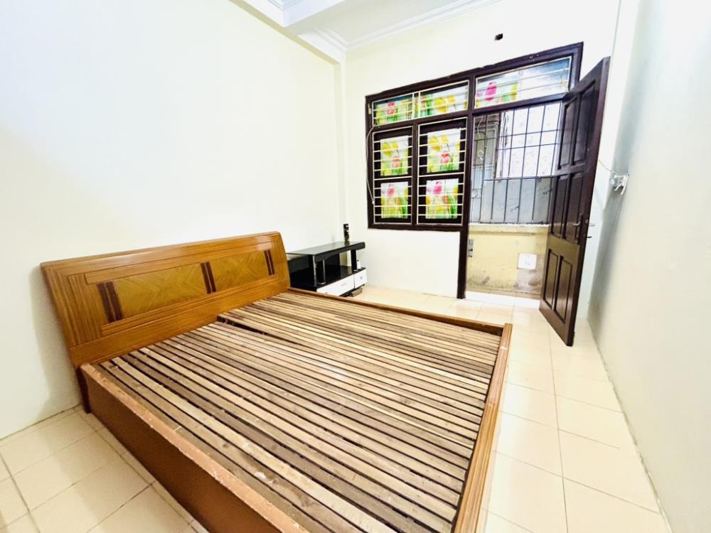 Bán Nhà Ngõ 160 Nguyễn Đức Cảnh, Hà Nội: 25m² - 4 Tầng - Giá 2.6 Tỷ