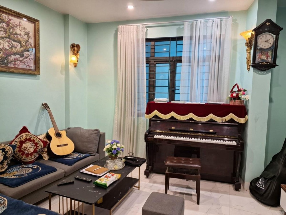 Nhà Mới 5 Tầng Tây Mỗ - Vị Trí Góc, 40m2, Giá 4 Tỷ Nhỉnh