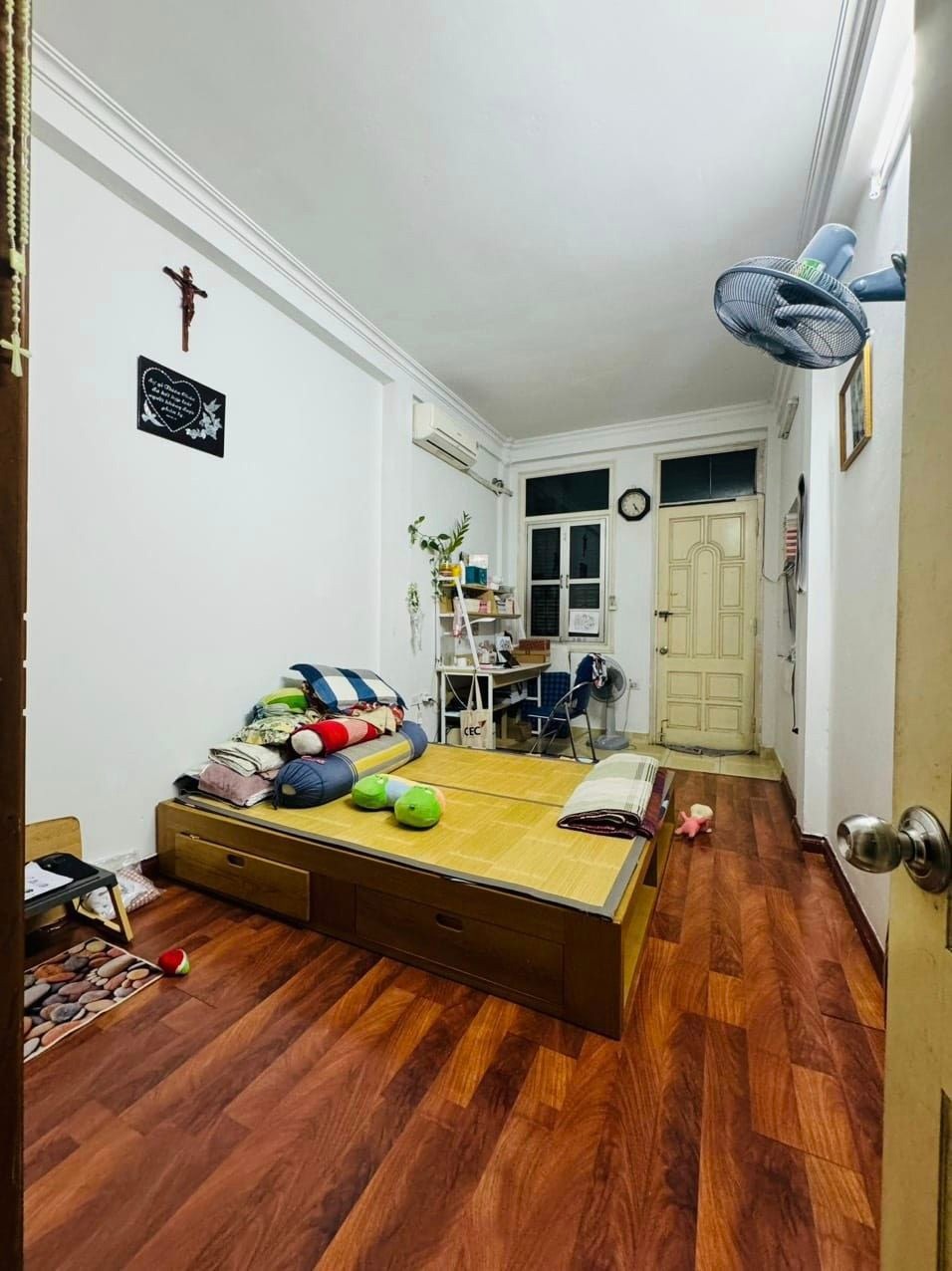 Nhà Mặt Ngõ Oto Lùi, Hà Đông - 40m2, 4 Tầng, Giá Tốt