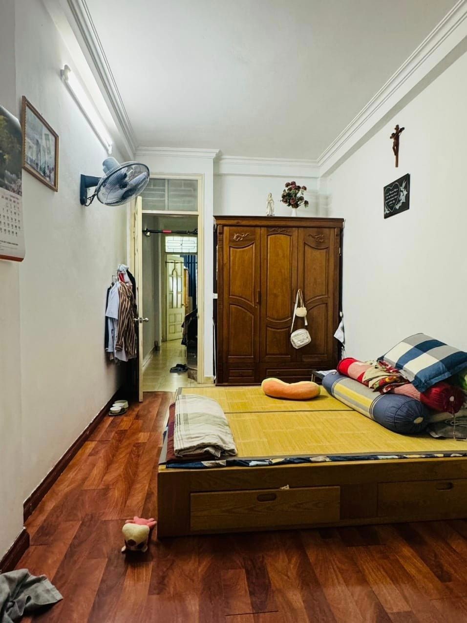 Nhà Mặt Ngõ Oto Lùi, Hà Đông - 40m2, 4 Tầng, Giá Tốt