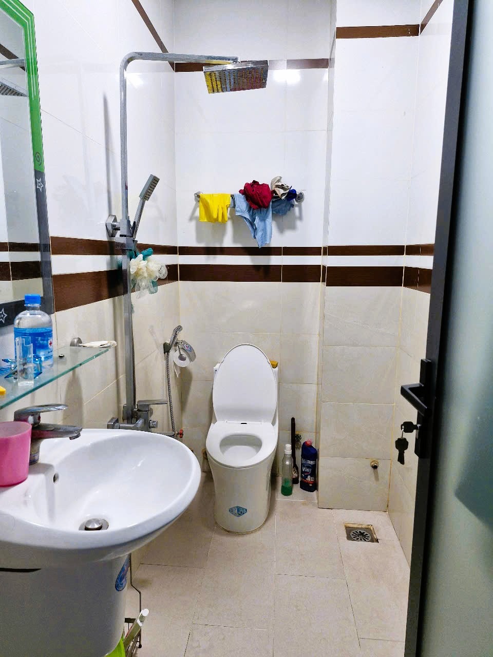 Bán nhà 2 tầng 82m² Thủ Đức: Hẻm 5m, Giá 8.2 tỷ