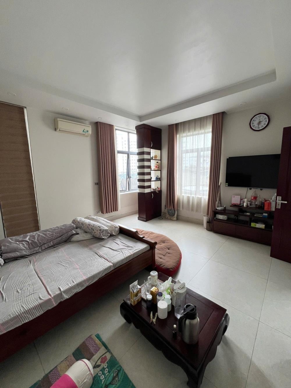 Nhà Kẻ Vẽ Đông Ngạc - 14.3 tỷ - Vị trí đẹp, Ô tô đỗ cổng, Pháp lý chuẩn