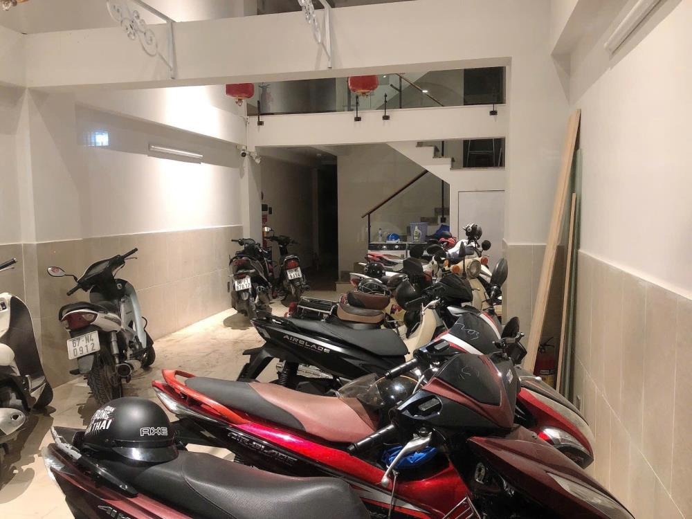 Nhà 6 Tầng 20 Phòng CHDV - Đường 8m - Lợi Nhuận 55 triệu/tháng