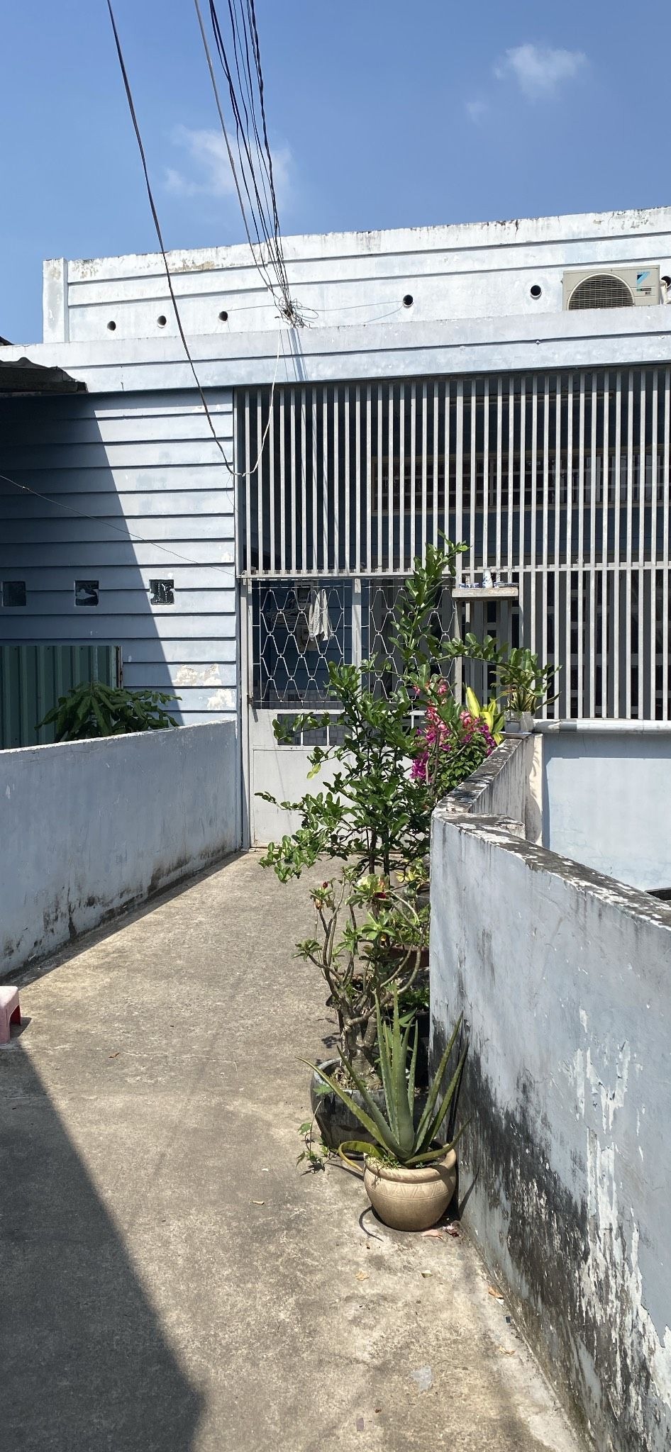Cho Thuê Nhà Bình Thạnh 70m2, Có Sân 20m2 - Giá 7tr/Tháng