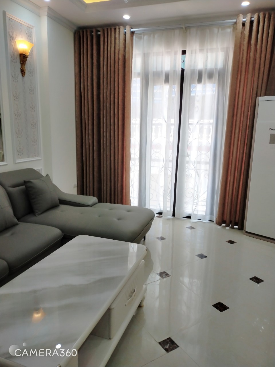 Bán nhà Ngô Thì Nhậm 30/33m2, 5 Tầng, Ô Tô Đỗ Cửa, Giá 6.6 Tỷ