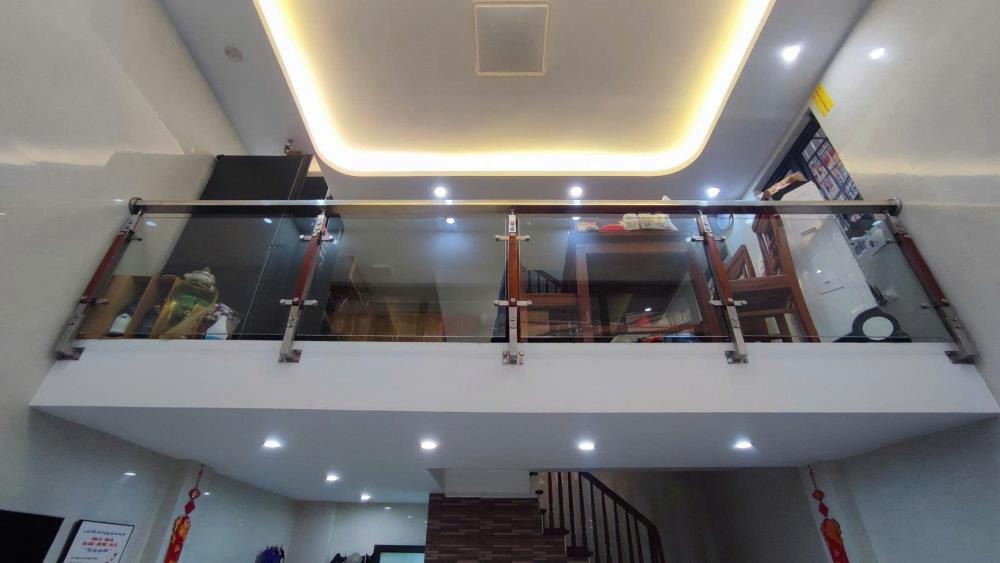 An Cư Đẳng Cấp: Nhà 2 Ngõ, Full Nội Thất Gỗ Lim, Ô Tô Vào Nhà, Trung Tâm Văn Quán