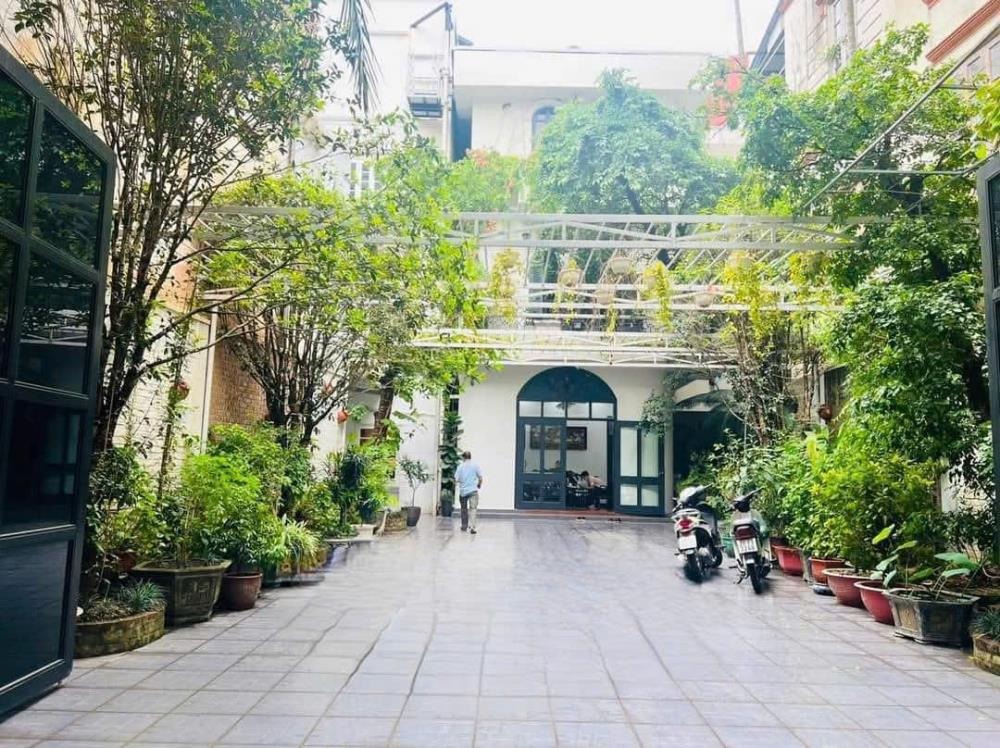 Cần Bán Nhà Phân Lô 380m2, 2 Mặt Ngõ, Đất Vàng Khu Quân Đội - Giá 95 Tỷ