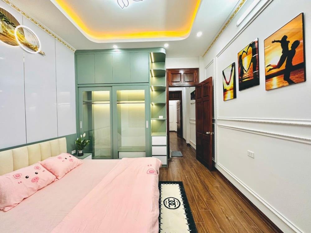 Bán nhà Nguyễn Khoái, Times City - 4PN, 2 mặt thoáng, Sổ đỏ sẵn sàng giao dịch
