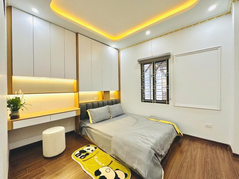Bán nhà Nguyễn Khoái, Times City - 4PN, 2 mặt thoáng, Sổ đỏ sẵn sàng giao dịch