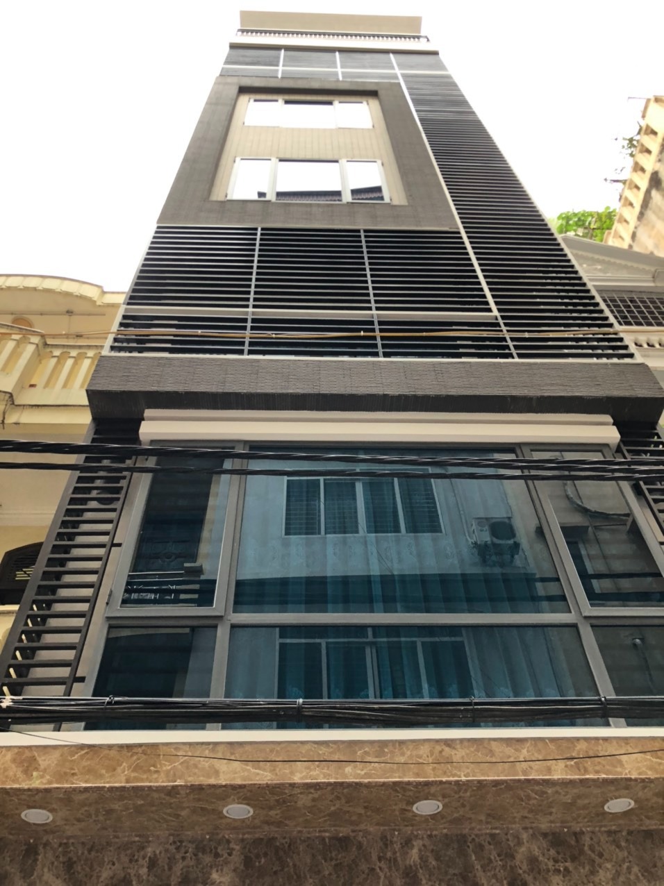 Bán Tòa Văn Phòng KĐT Trung Yên - 120m2, 7 Tầng, Thang Máy, Kinh Doanh