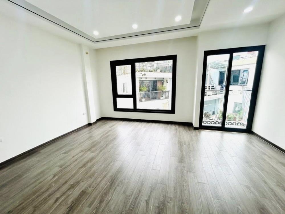 Lô Góc Mặt Tiền Rộng - 7 Tầng Thang Máy - Lĩnh Nam Đẳng Cấp