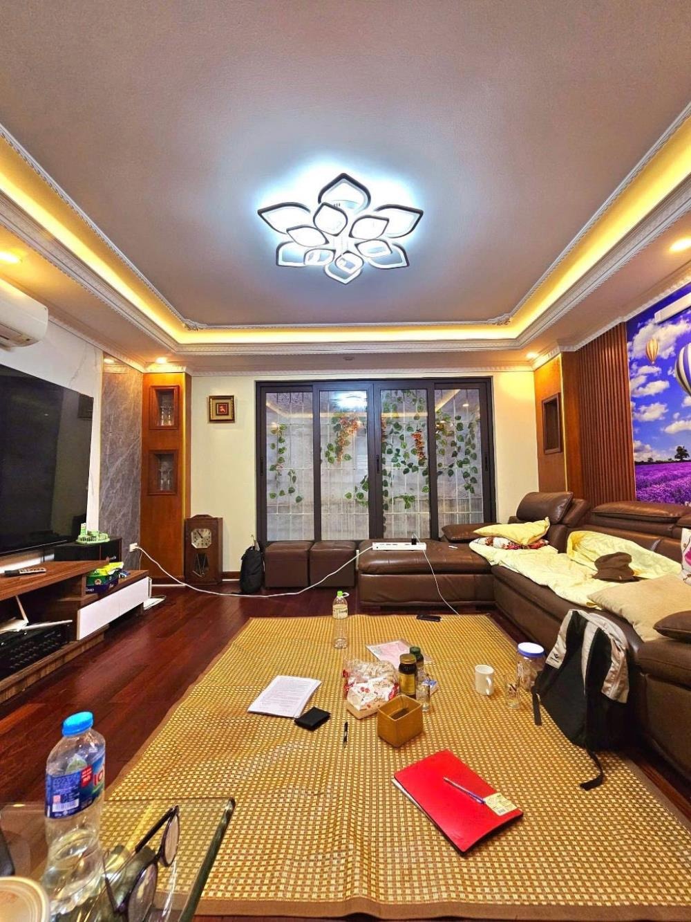 Bán nhà võ thị sáu 6 tầng thang máy, vị trí đẹp, giá tốt