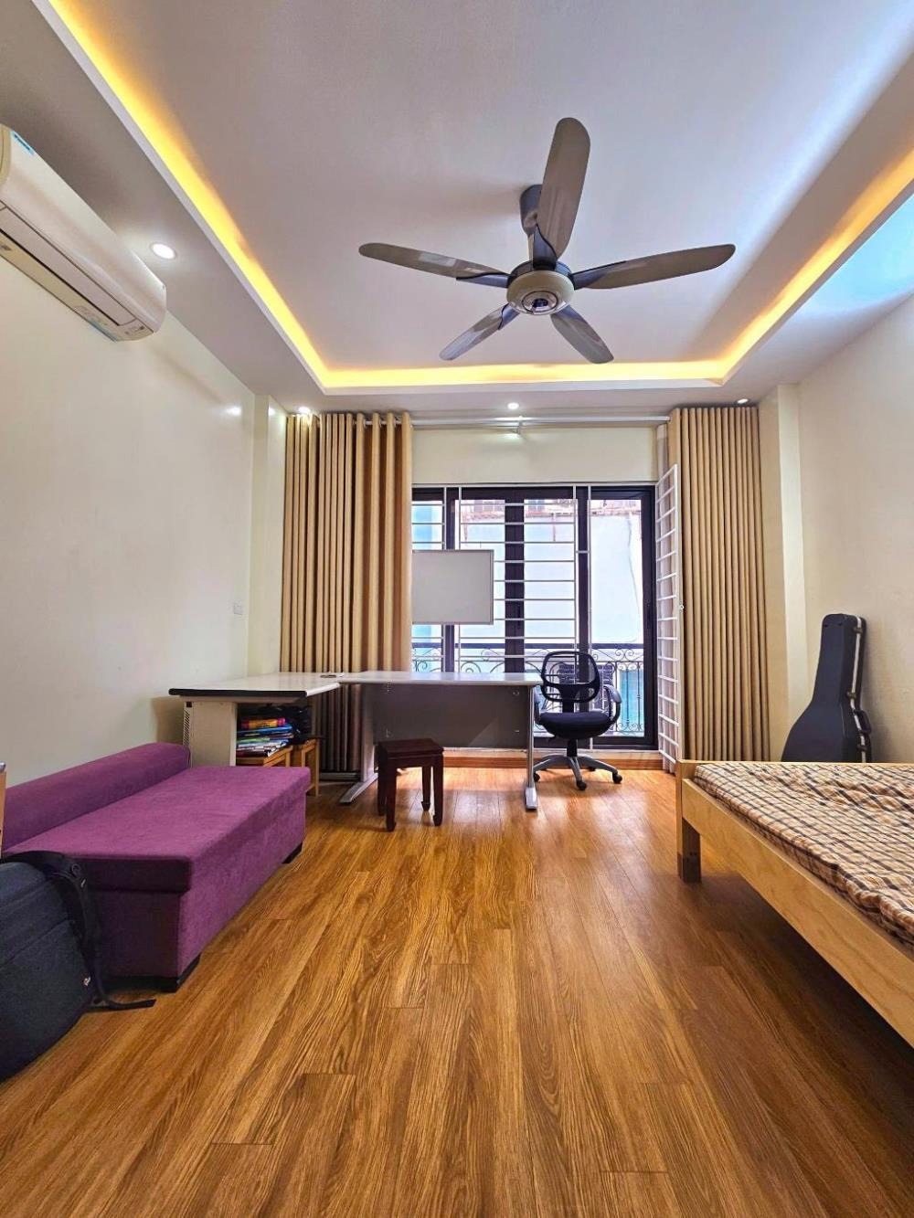 Bán nhà võ thị sáu 6 tầng thang máy, vị trí đẹp, giá tốt