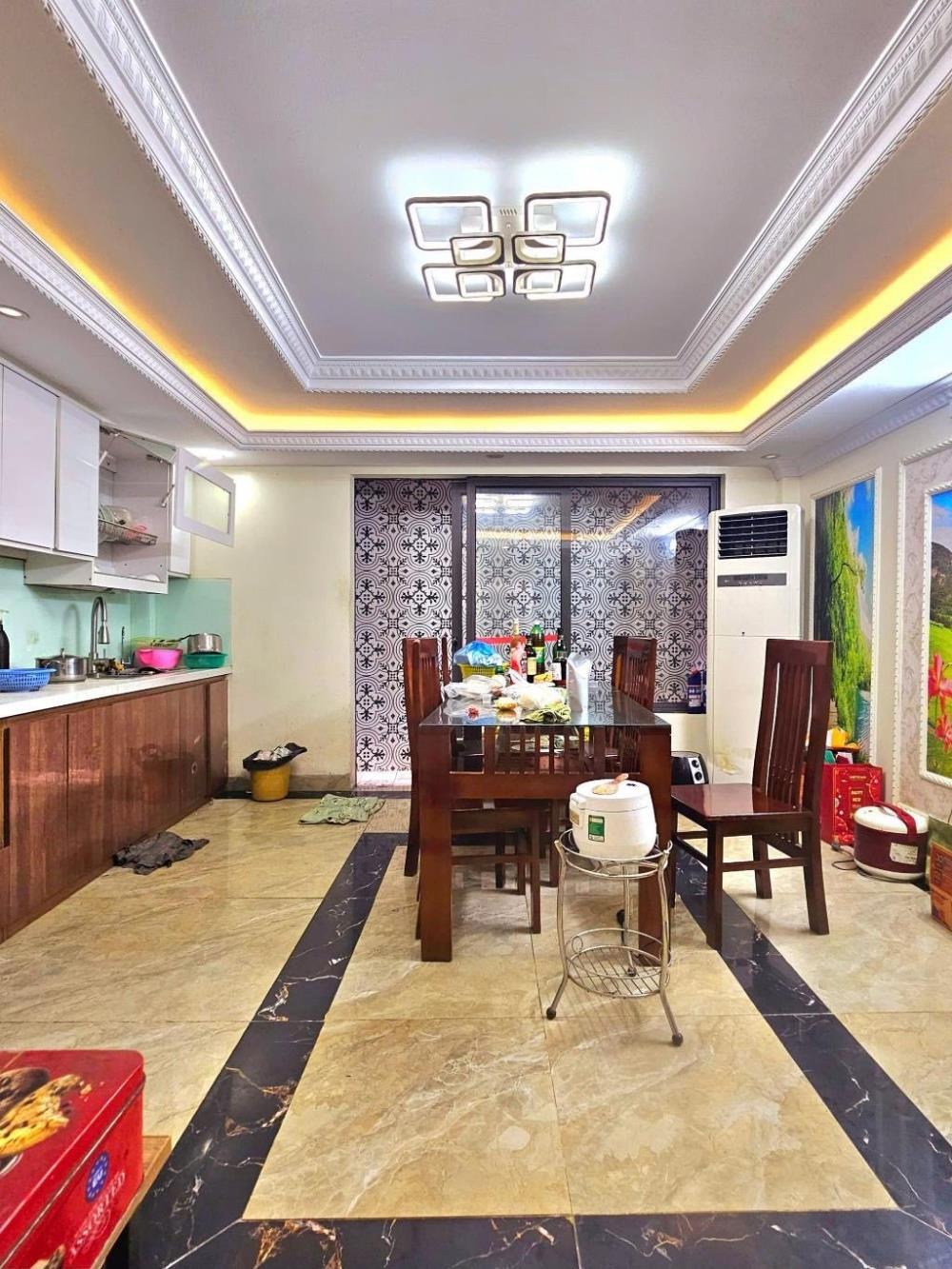 Bán nhà võ thị sáu 6 tầng thang máy, vị trí đẹp, giá tốt