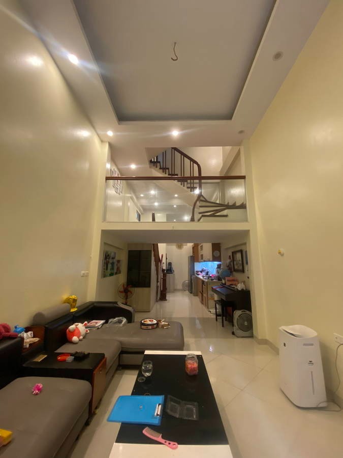 Bán nhà Liễu Giai, Ba Đình 42m2*4 tầng, MT4m, Full nội thất, Gần ô tô - 8.8 tỷ