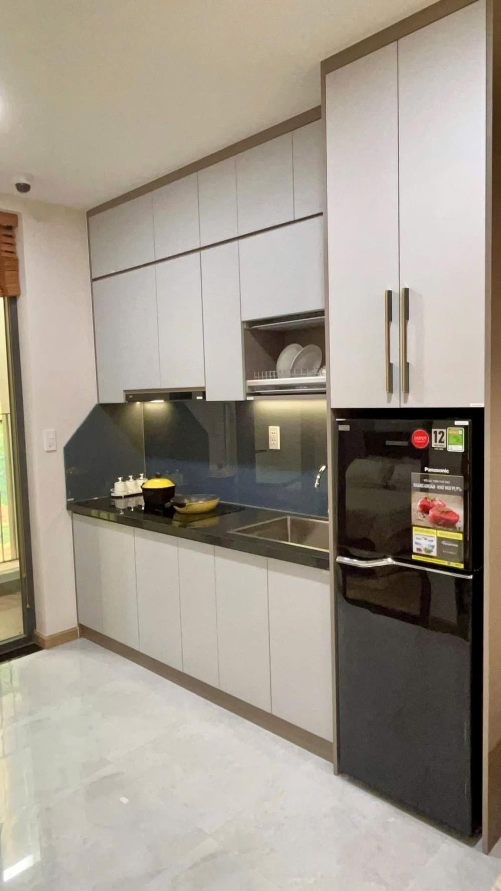 Căn Hộ 2PN Sài Gòn: Giá 1.9 Tỷ, Sổ Hồng Riêng, Tiện Ích Đầy Đủ