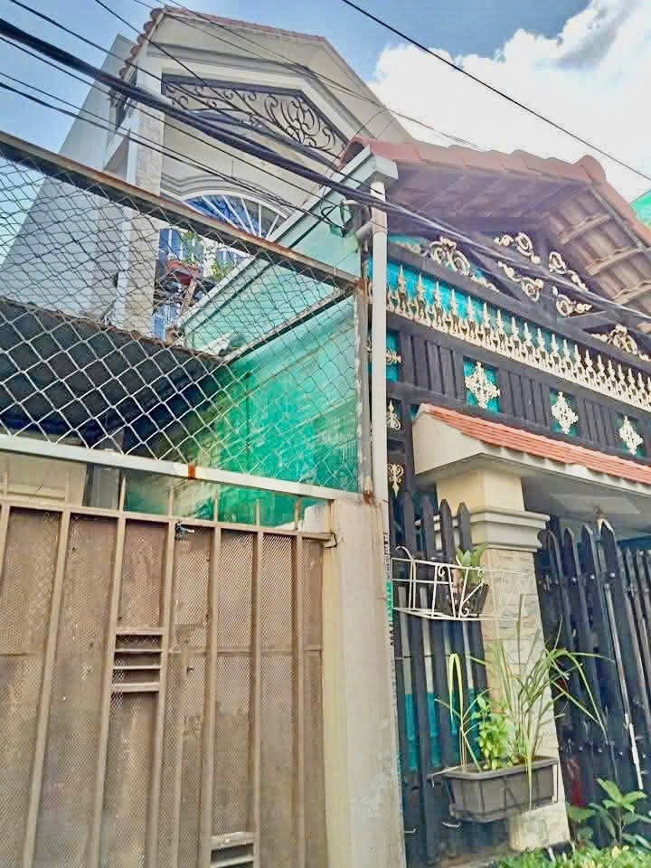 Bán Nhà Đường Trương Thị Hoa, Quận 12 - 4x15, 3 Phòng Ngủ, Giá 4.2 Tỷ