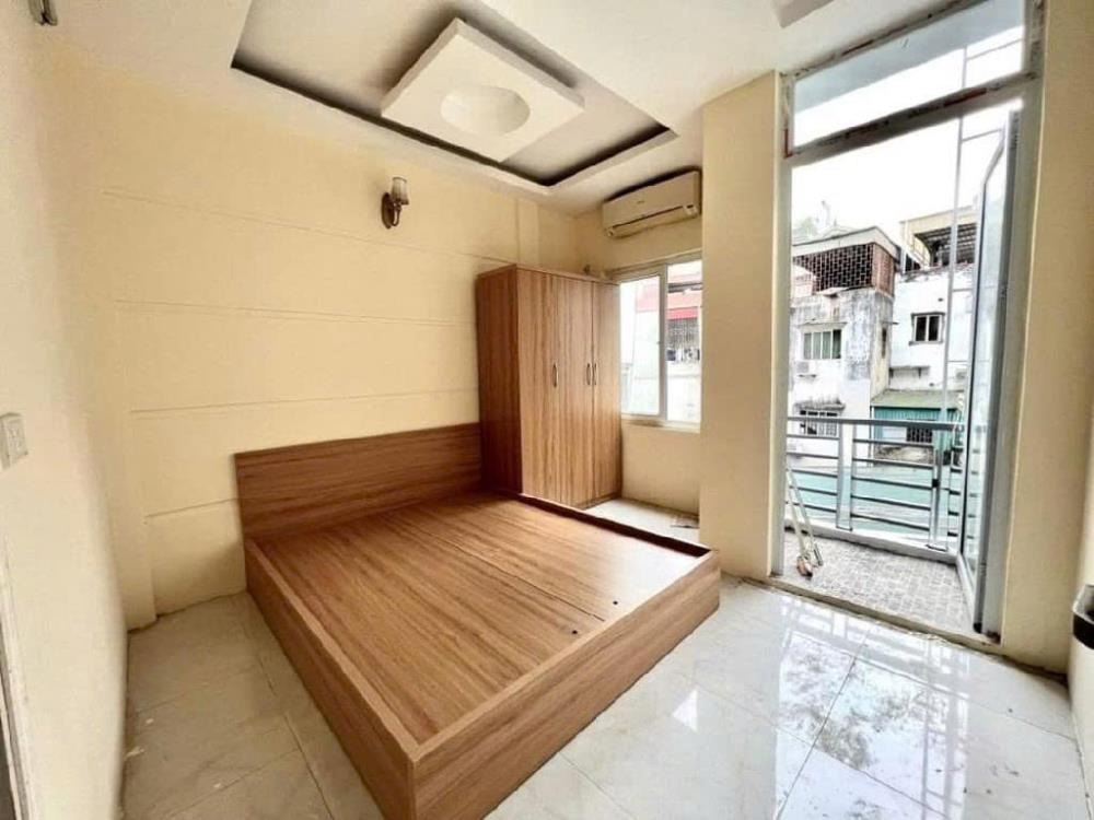 Bán nhà Cầu Giấy 6 tầng, 8 phòng ngủ, cho thuê dòng tiền khủng - 9.2 tỷ