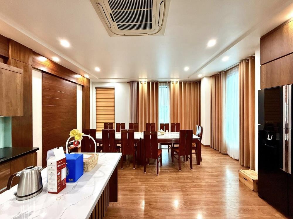 Bán Nhà Lô Góc 7 Tầng, Mặt Phố Quan Hoa, Cầu Giấy, Giá 25.5 Tỷ