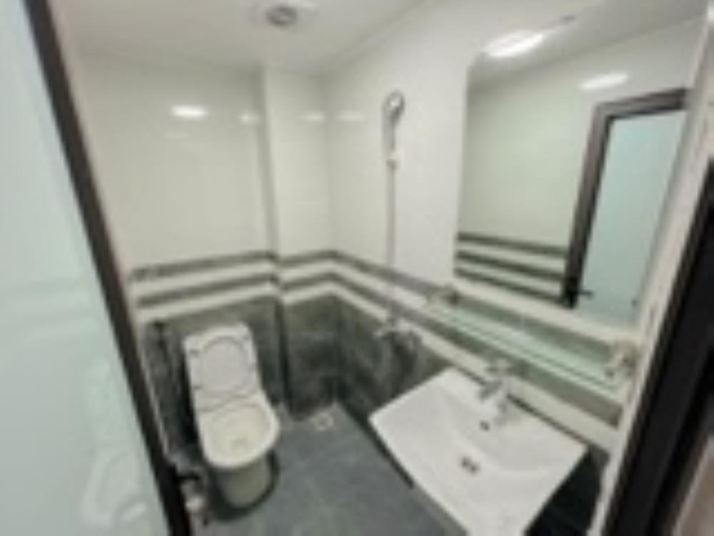 Nhà phố Trần Phú - Vị trí đẹp, Ô tô đỗ cửa - Giá 11 tỷ