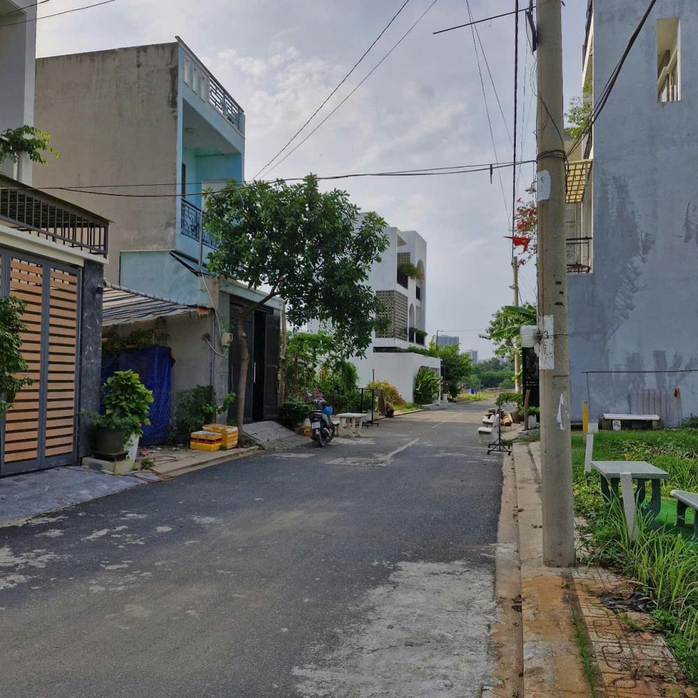 Đất nền KDC Nguyễn Xiển, Quận 9 - 4x13m, View Công Viên - Giá 3.2 tỷ