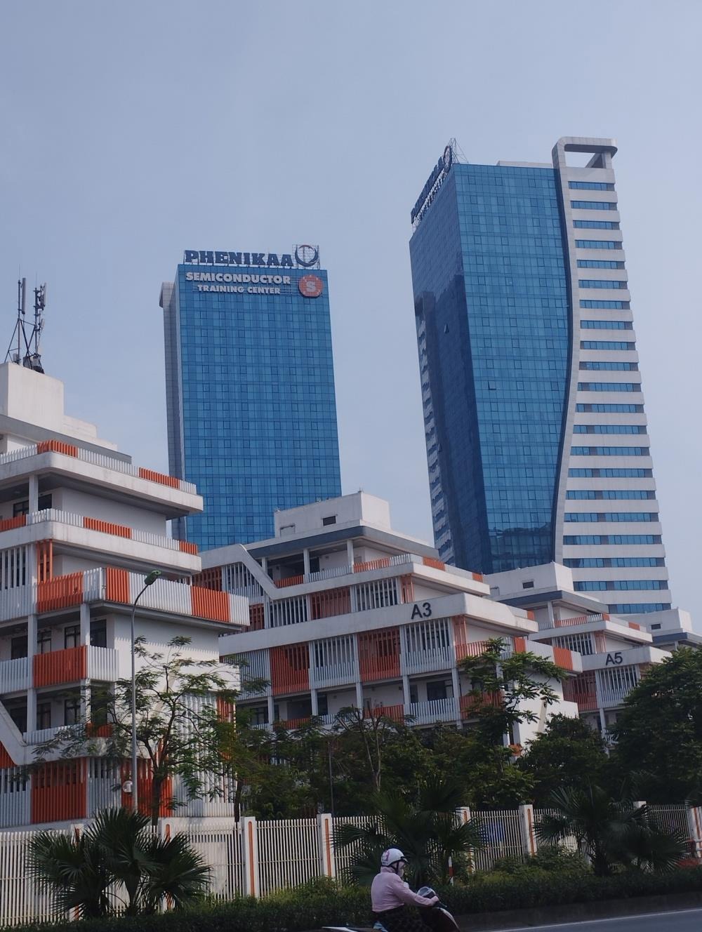 Chung Cư 3PN Góc - View Thoáng - Nội Thất Full - Giá Tốt