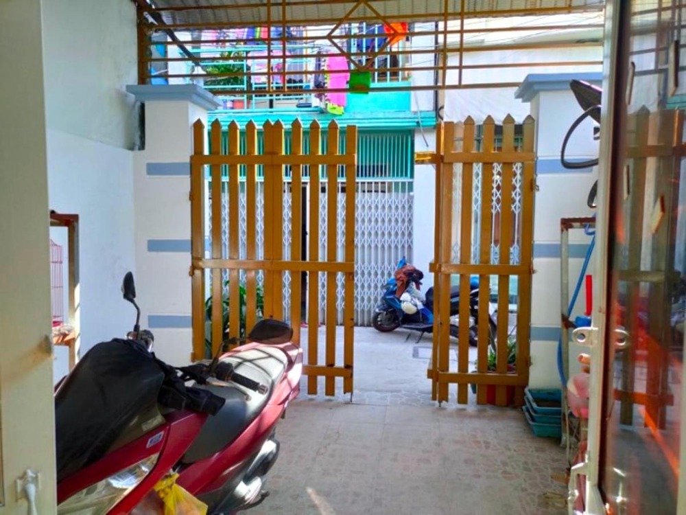 🔥 Giảm 200tr - Nhà 2 Tầng Bà Điểm 9HM, 72m2, 3.x Tỷ - Vị Trí Đẹp