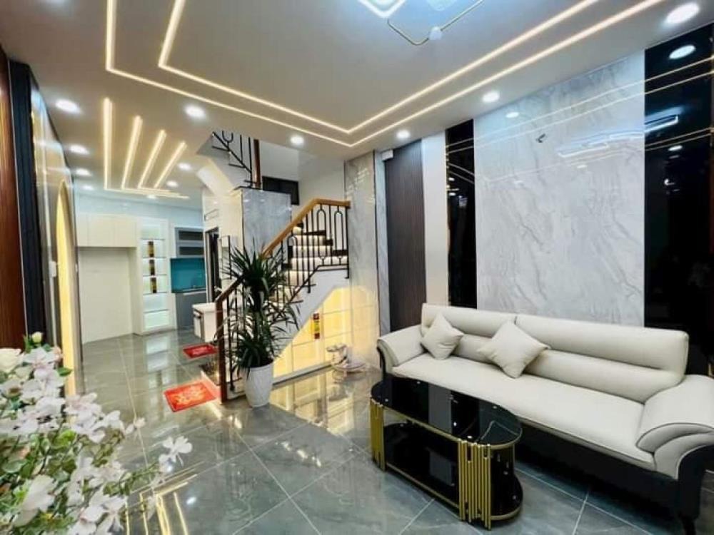 Nhà 2 Tầng Quang Trung, GV: 38m2, Giá 4.05 Tỷ - Full Nội Thất