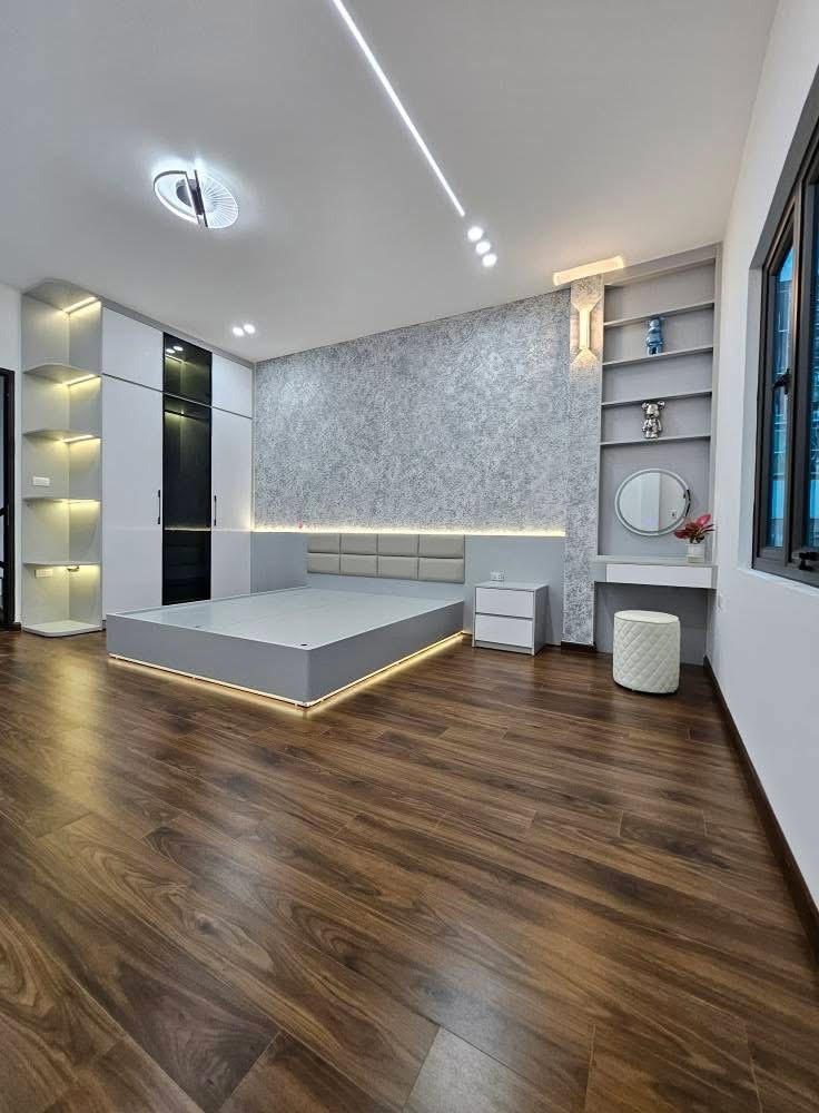 Bán nhà phố Lụa Hà Đông - Vị trí đẹp, Giá 14 tỷ
