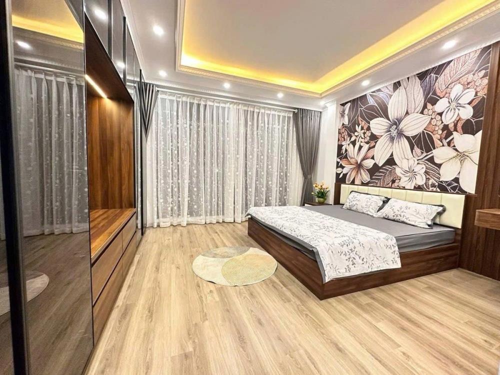 Bán nhà Yên Hòa, Cầu Giấy 30m² x 5 tầng, mặt tiền 3.9m - Giá 7.98 tỷ